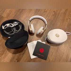 Beats Solo 2 Wireless - Rose Gold